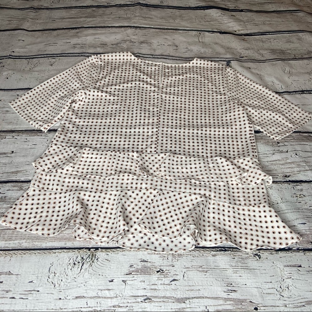 Ann Taylor Daisy Tiered Ruffle Hem Blouse Size S - Picture 5 of 11